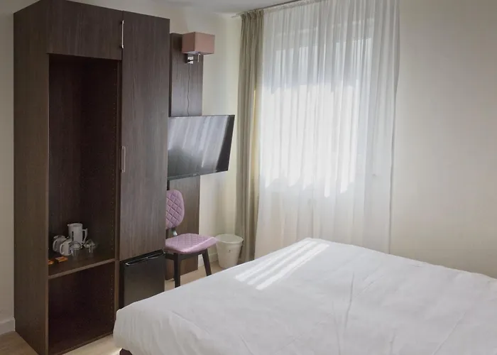 Faehrhaus Hotel Am Rhein By Mayburgh Bed and Breakfast Ντίσελντορφ