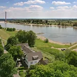 Отель Faehrhaus Am Rhein By Mayburgh Дюссельдорф