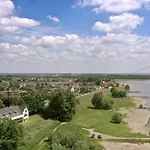 Faehrhaus Am Rhein By Mayburgh 3*