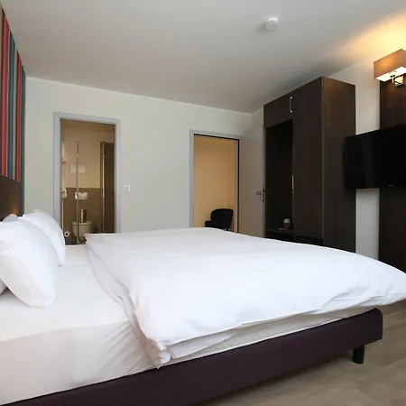 Faehrhaus Km734 Hotel Düsseldorf