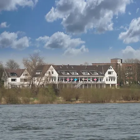 Faehrhaus Am Rhein By Mayburgh Otel 3*