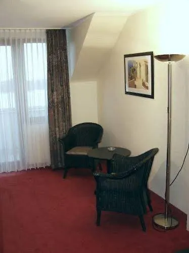 Fährhaus Am Rhein By Mayburgh 3* Düsseldorf