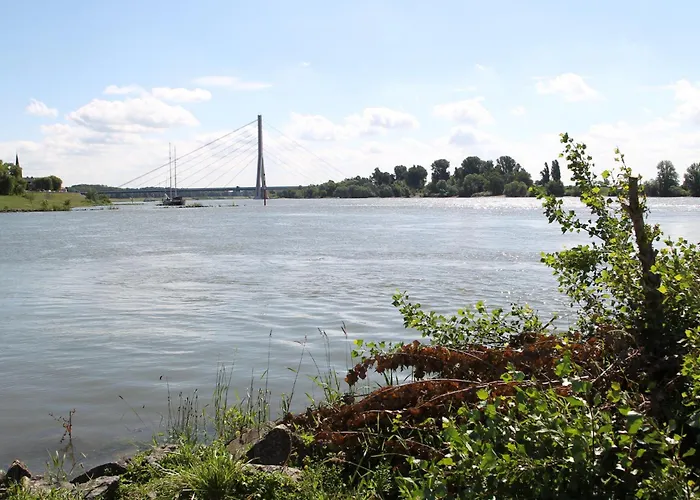 Faehrhaus Am Rhein By Mayburgh Oda ve Kahvaltı