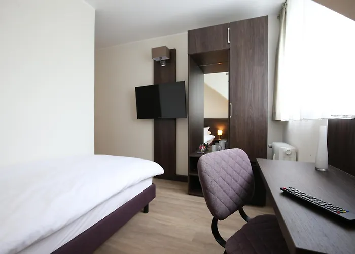 Faehrhaus Am Rhein By Mayburgh Oda ve Kahvaltı 3*