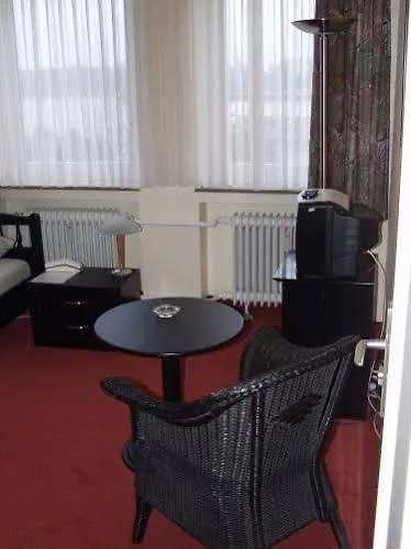 מלון Faehrhaus Am Rhein By Mayburgh 3*